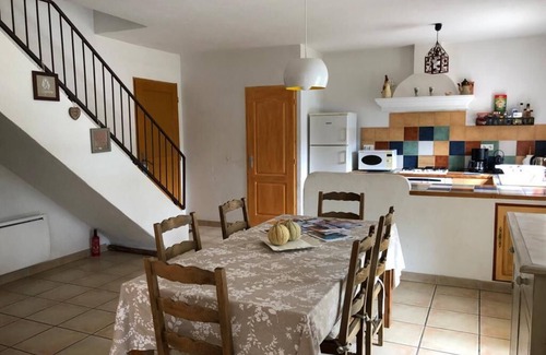 Saignon House | Provencal Villa with private pool and beautiful view b/w Apt and Saignon