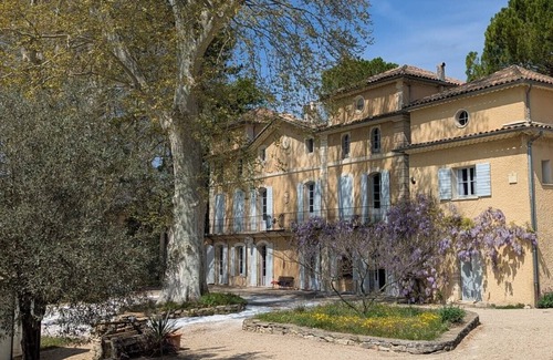 Mazan House | Provence Perfection: Chateau with pool & park in medieval market town