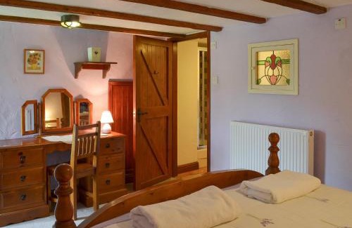 Liskeard House | Provence-Uk12747