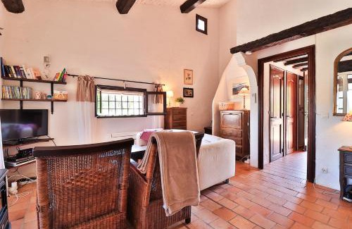 Saint-Raphael House | Provenzalisches Haus La Figue - Strandnah mit Pool und privatem Garten mit Meerblick by Riviera HomeLife
