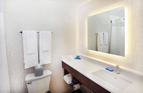Fisherman's Wharf House | Provide more sustainable and Eco-friendly travel!