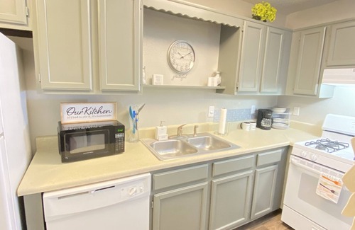 Jonesboro Apartment | Providing Elegant homes for travel professionals .