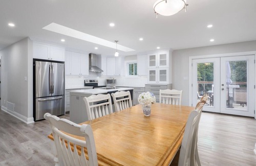 Lion's Head House | Proximity to Tobermory, Sauble Beach and The Grotto. Peaceful getaway!