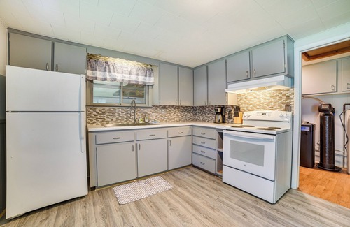 Prudenville House | Prudenville Family Home w/Game Room & Fire Pit!