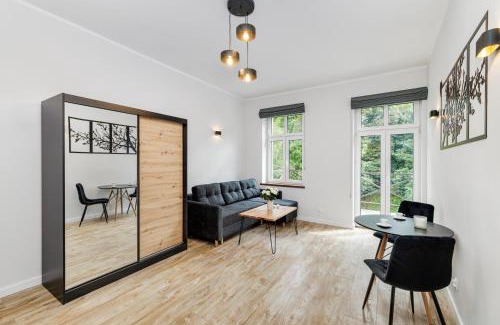 Nowa Ruda Apartment | Przytulna Kawalerka w Sercu Nowej Rudy