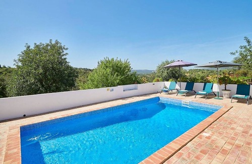 Fonte do Bispo Villa | Lovingly Restored Country Villa, A/C, Private Pool (Fenced), Idyllic Views - 15mins drive to Tavira