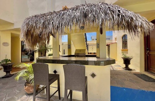 Playas de Rosarito Apartment | Puerto Nuevo Surf Villa Flores 2BR with pool