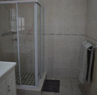 Strand Apartment | Pualani Self Catering