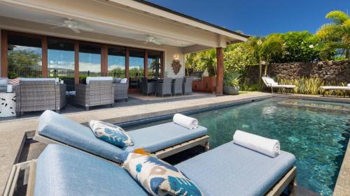 Kamuela House | PUALANI VILLA Single Level 4BR KaMilo Home with Pool and Cottage