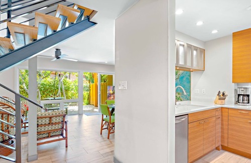 Downtown Lahaina Villa | Puamana 283: Elegantly Remodeled 2BR/2.5BA Townhome, Steps from Gorgeous West Maui Shoreline!