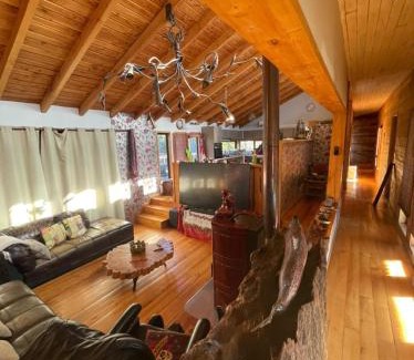Pucon Cabin | Pucontours River Lodge