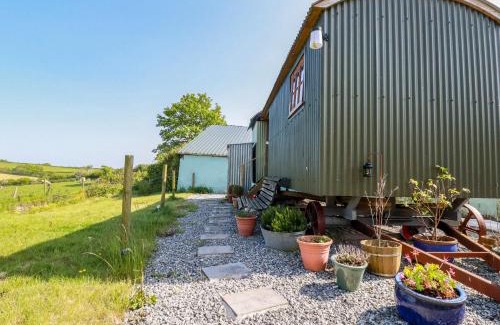 Brazzacott House | Puddle Duck Shepherds Hut