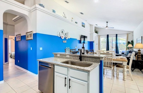 Four Corners House | Pudge Vacation Pool SPA Home Near Disney