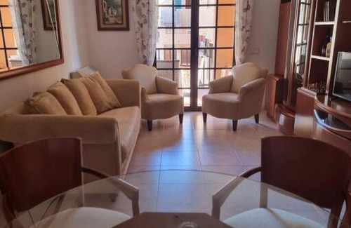 Pueblo Mascarat Apartment | Pueblo Mascarat, 50 m al mar, 3 piscinas