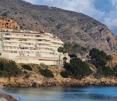 Pueblo Mascarat Apartment | Pueblo Mascarat, 50 m al mar, 3 piscinas