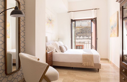 Santa Cruz Hotel | Puerta Catedral Apartments