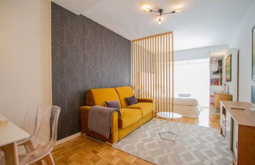 Atocha Apartment | Puerta de Atocha - Acogedor estudio para 4 con piscina
