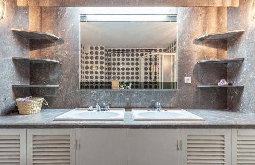 San Roque Apartment | Puerta de Carmona