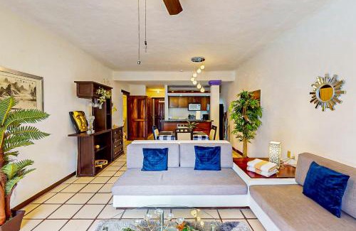 North Hotel Zone Apartment | Puerto de Luna #622