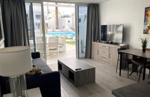 Los Mojones Apartment | Puerto Del Carmen AirConditioned 2bed poolside apt