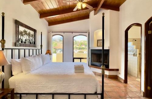 Playas de Rosarito Apartment | Puerto Nuevo Surf Villa Tranquilidad 2BR with pool