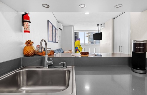 Condado Apartment | Puerto Rico Condado Beachfront Vacation Rental Otium Rentals