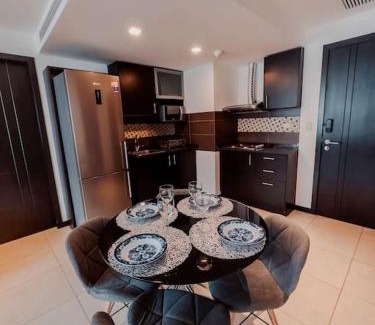 Puerto Santa Ana Apartment | Puerto Santa Ana Apto. check in automático+Parqueo