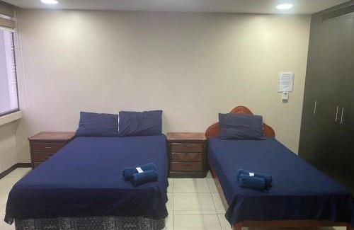 Puerto Santa Ana Apartment | Puerto Santa Ana, Torres Bellini, 2 dormitorios, Parqueo
