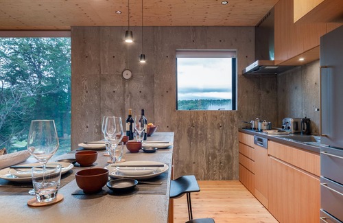 Hirafu House | Puffin by H2 Life