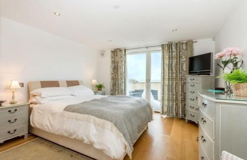 Constantine Bay House | Puffins