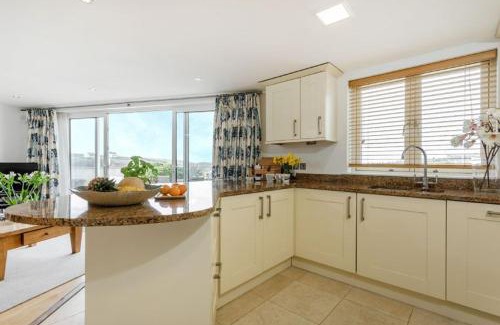 Constantine Bay House | Puffins