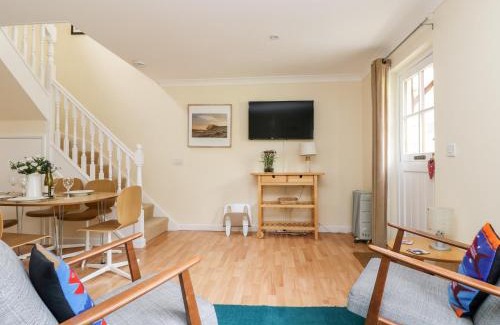 Falmouth House | Pugwash Cottage