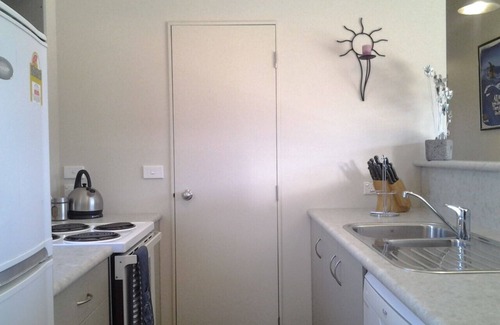 Matarangi Cottage | Puka Bach - Matarangi Holiday Home