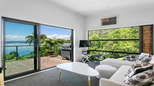 Pukawa House | Pukawa Bliss - Pukawa Holiday Home