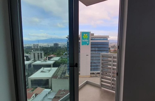 Mata Redonda Apartment | Pukis room 1805