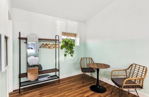 Chandler Apartment | Pulemoku Studio suite.komo nui