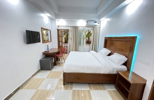 Entebbe Hotel | PULICKAL HEIGHTS HOTEL