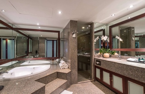 Silom Hotel | Pullman Bangkok Hotel G