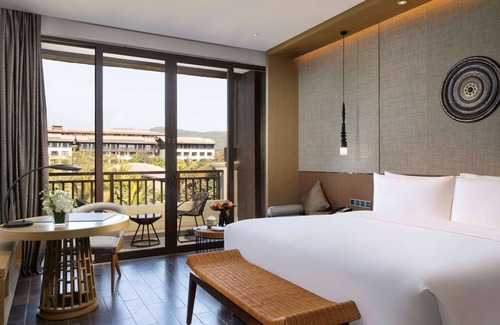 Jinghong Hotel | Pullman Resort Xishuangbanna