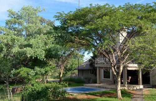Leeupoort House | Pumba's Place Zebula 6 Bedroom House