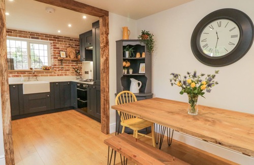 Smithincott Cottage | Pumphouse Cottage