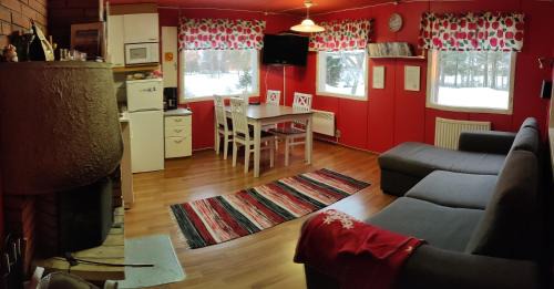 Kalajoki Ski Chalet | Punainen tupa