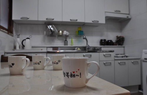 Hyehwa House | PungGyeong, Korea Traditional House
