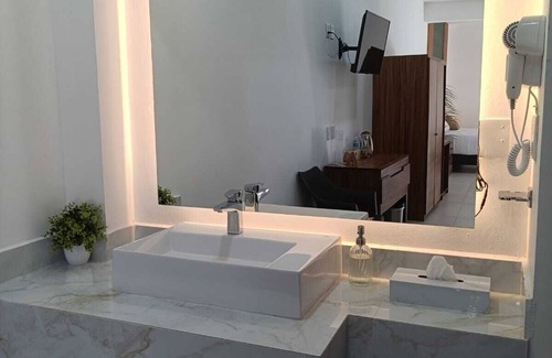 Brisas de Zicatela Hotel | Punta Colibrí
