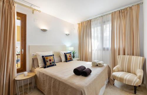 Punta Prima Apartment | Punta Prima - Charming Spanish Apartment with South-Facing Terrace by the Sea