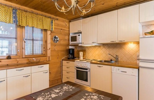 Rantasalmi House | Puolen Hehtaarin Metsä by Interhome