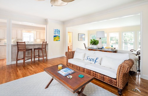 Sullivan's Island House | Pura Vida Beach House On Beautiful Sullivans Island SC