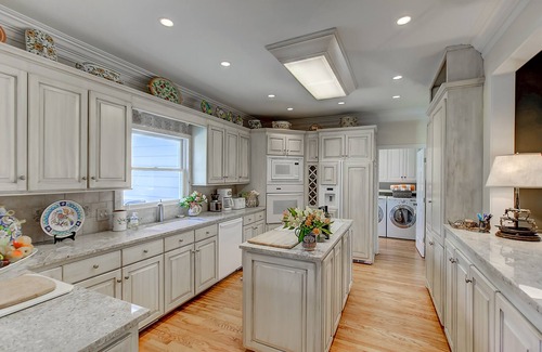 Sullivan's Island House | Pura Vida Beach House On Beautiful Sullivans Island SC