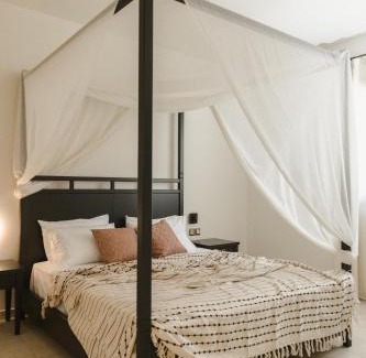 Lardos House | Pura Vida Beach House
