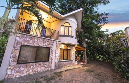 Cabuya Villa | Pura Vida House Cabo Blanco